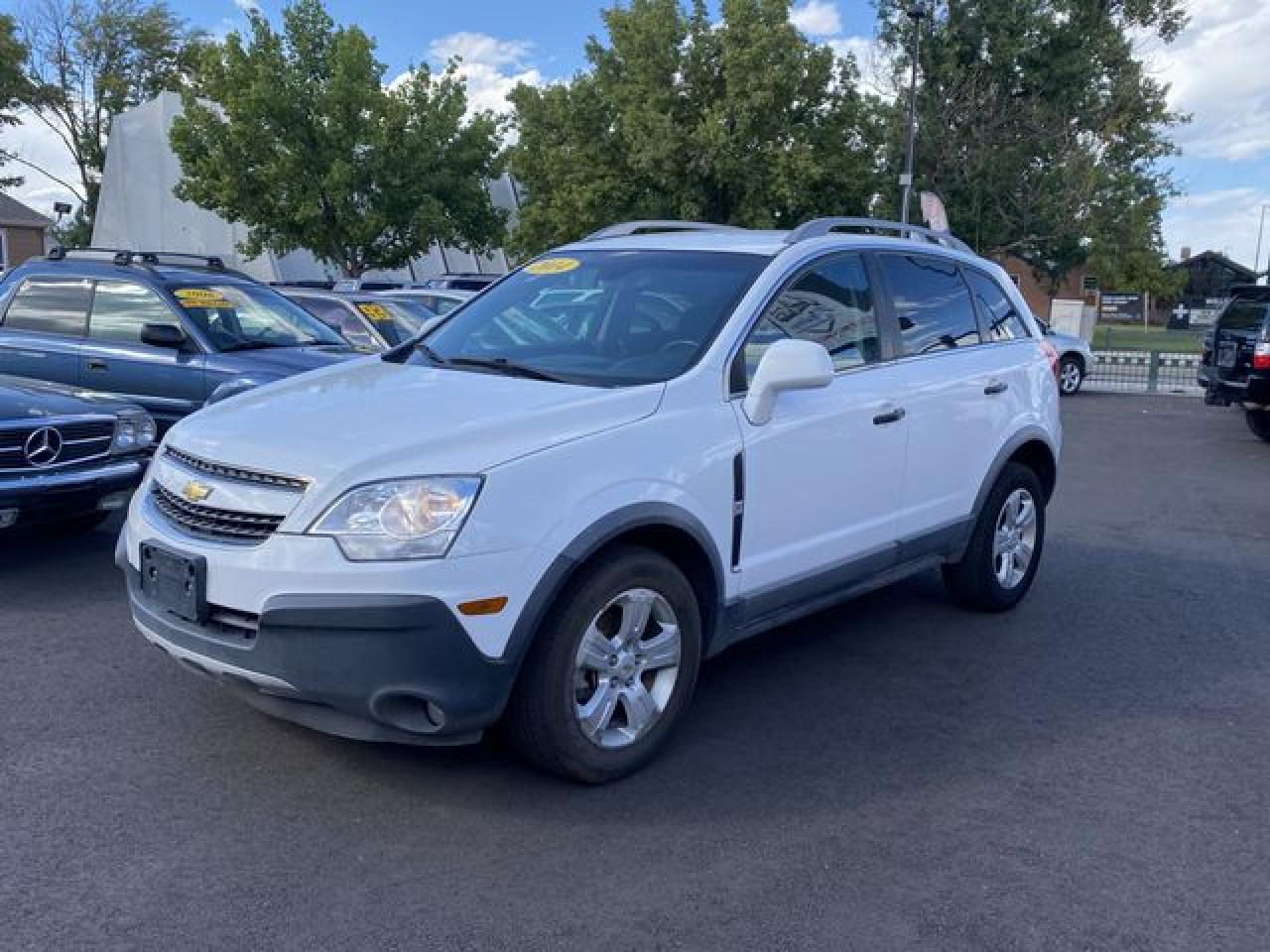 2014 Chevrolet Captiva VIN 3GNAL2EK3ES615134 photo 1