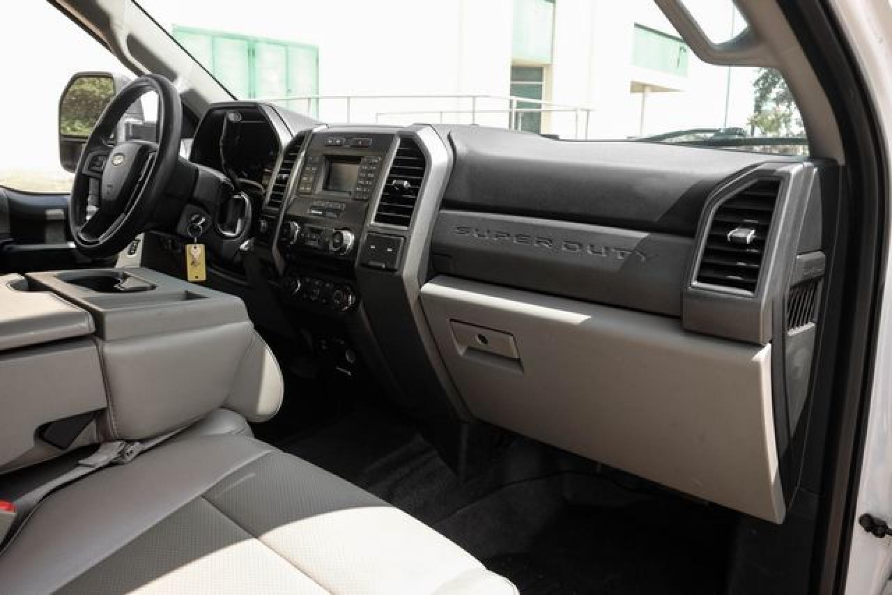 2018 Ford F-350 VIN 1FD8W3HT2JEB53691 photo 12