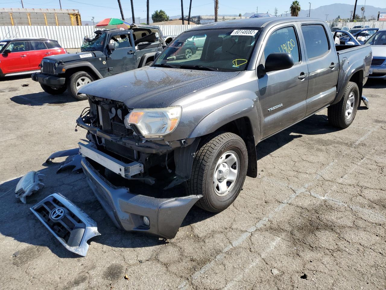 2015 TOYOTA Tacoma VIN 3TMJU4GN2FM187054 photo 2
