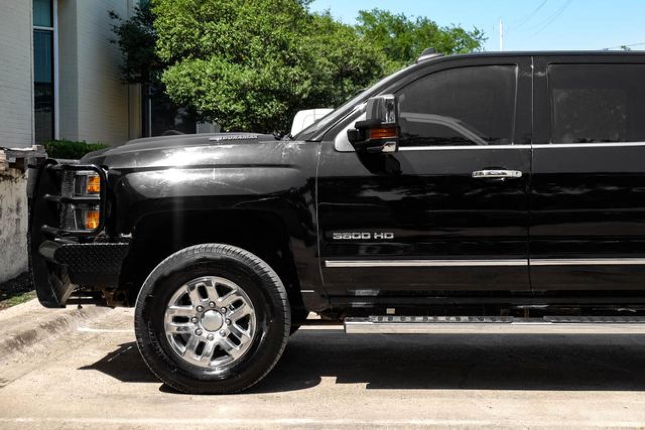 2019 Chevrolet Silverado VIN 1GC4KXEY3KF183719 photo 10