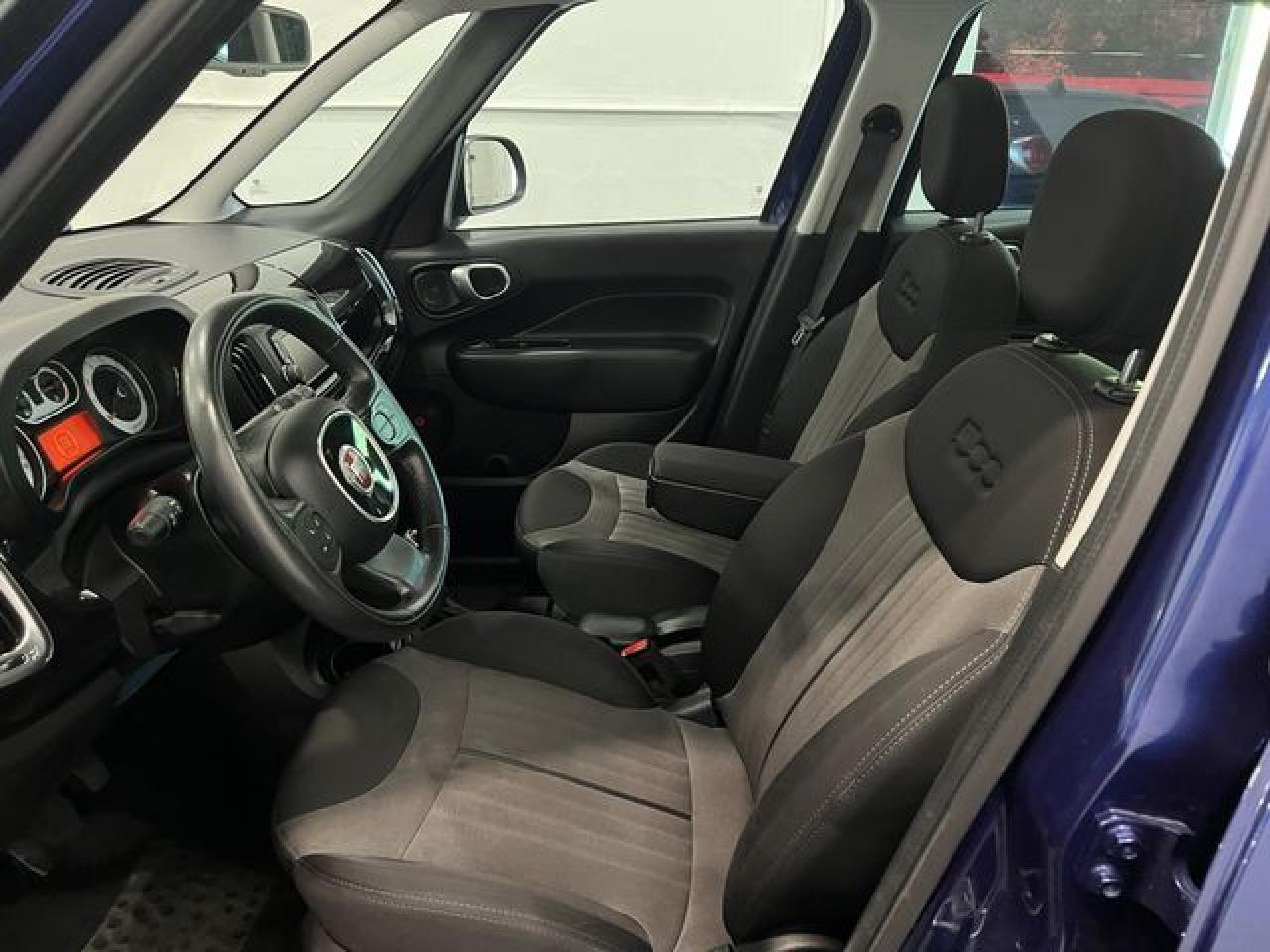 2016 Fiat 500l VIN ZFBCFADH0GZ038256 photo 11