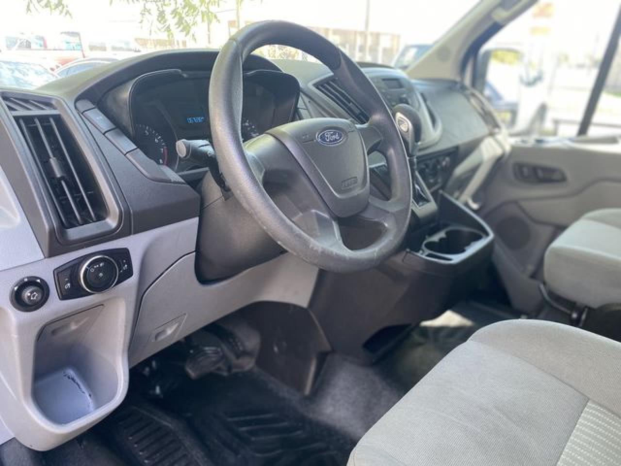 2015 Ford Transit VIN 1FTNE2CM8FKB31398 photo 9