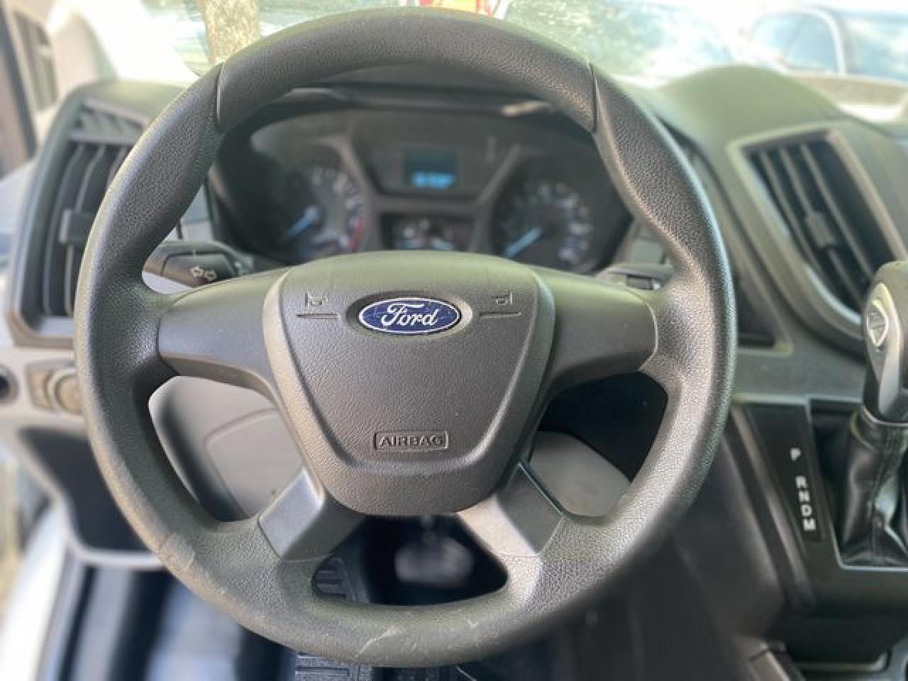 2015 Ford Transit VIN 1FTNE2CM8FKB31398 photo 11