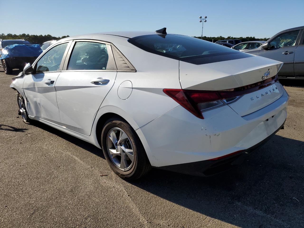 2021 Hyundai Elantra VIN 5NPLL4AG1MH049322 photo 3