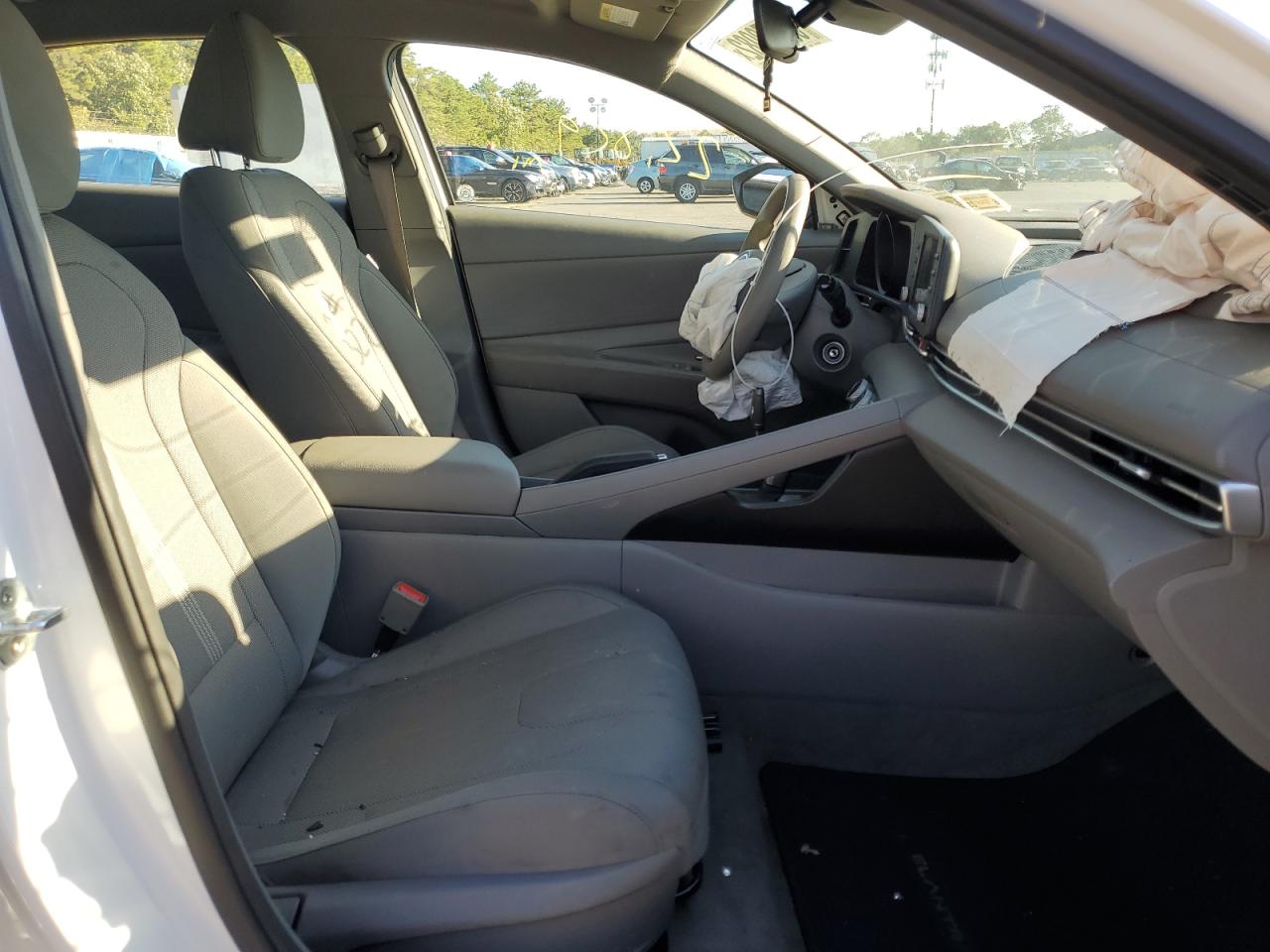 2021 Hyundai Elantra VIN 5NPLL4AG1MH049322 photo 5