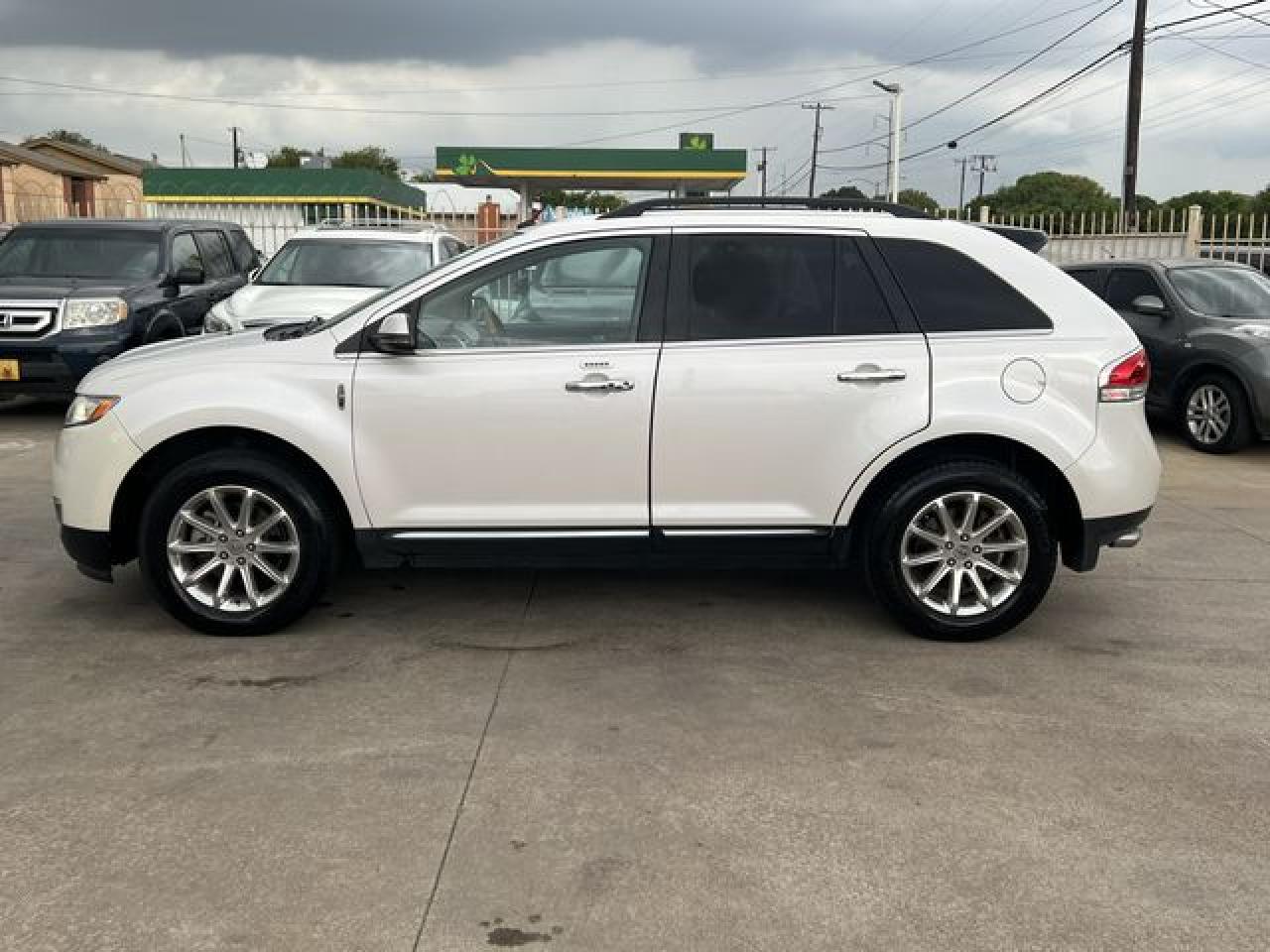 2013 Lincoln Mkx VIN 2LMDJ6JK5DBL23580 photo 3