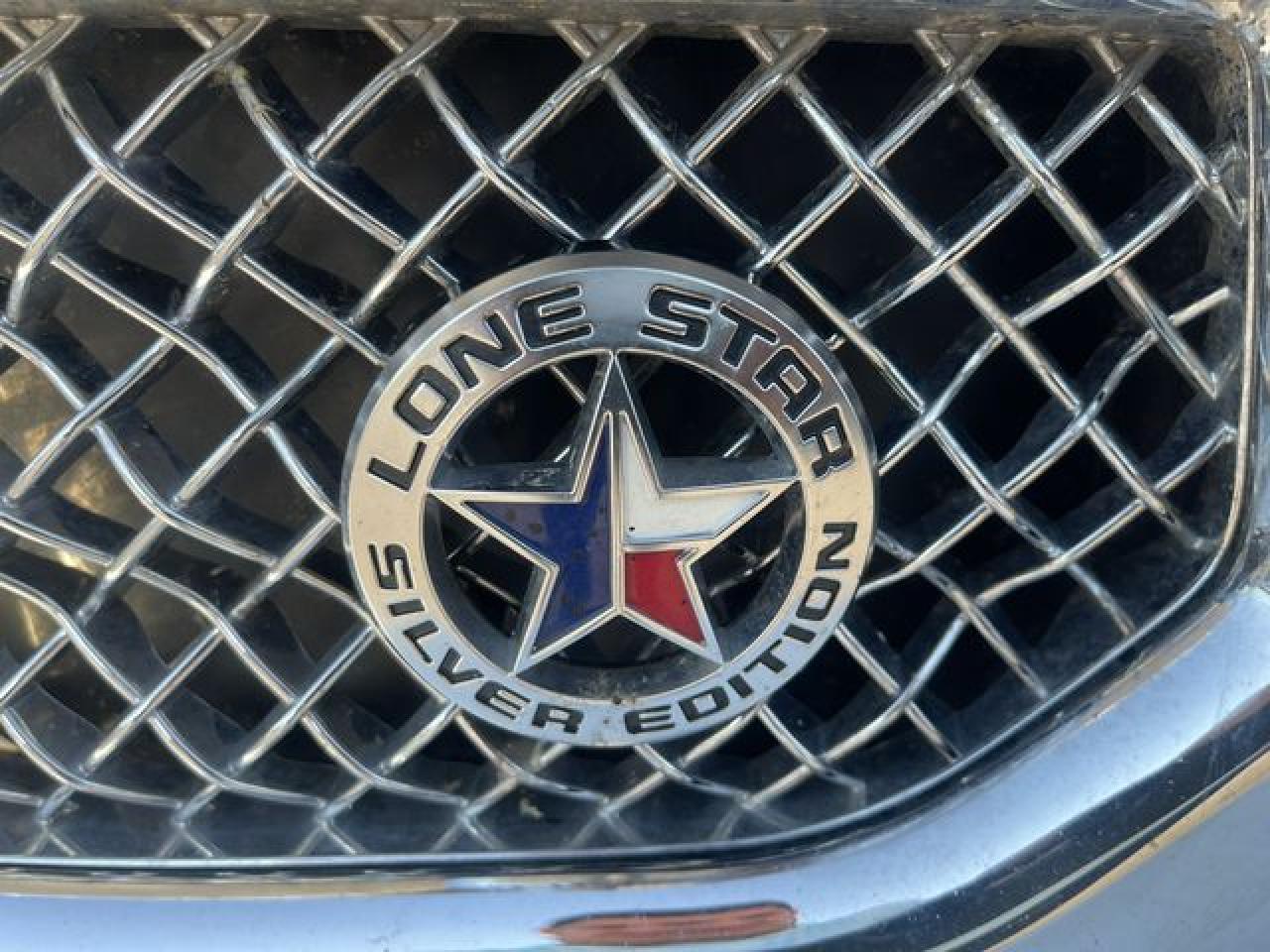 2018 Ram 1500 VIN 1C6RR7LT3JS242550 photo 4