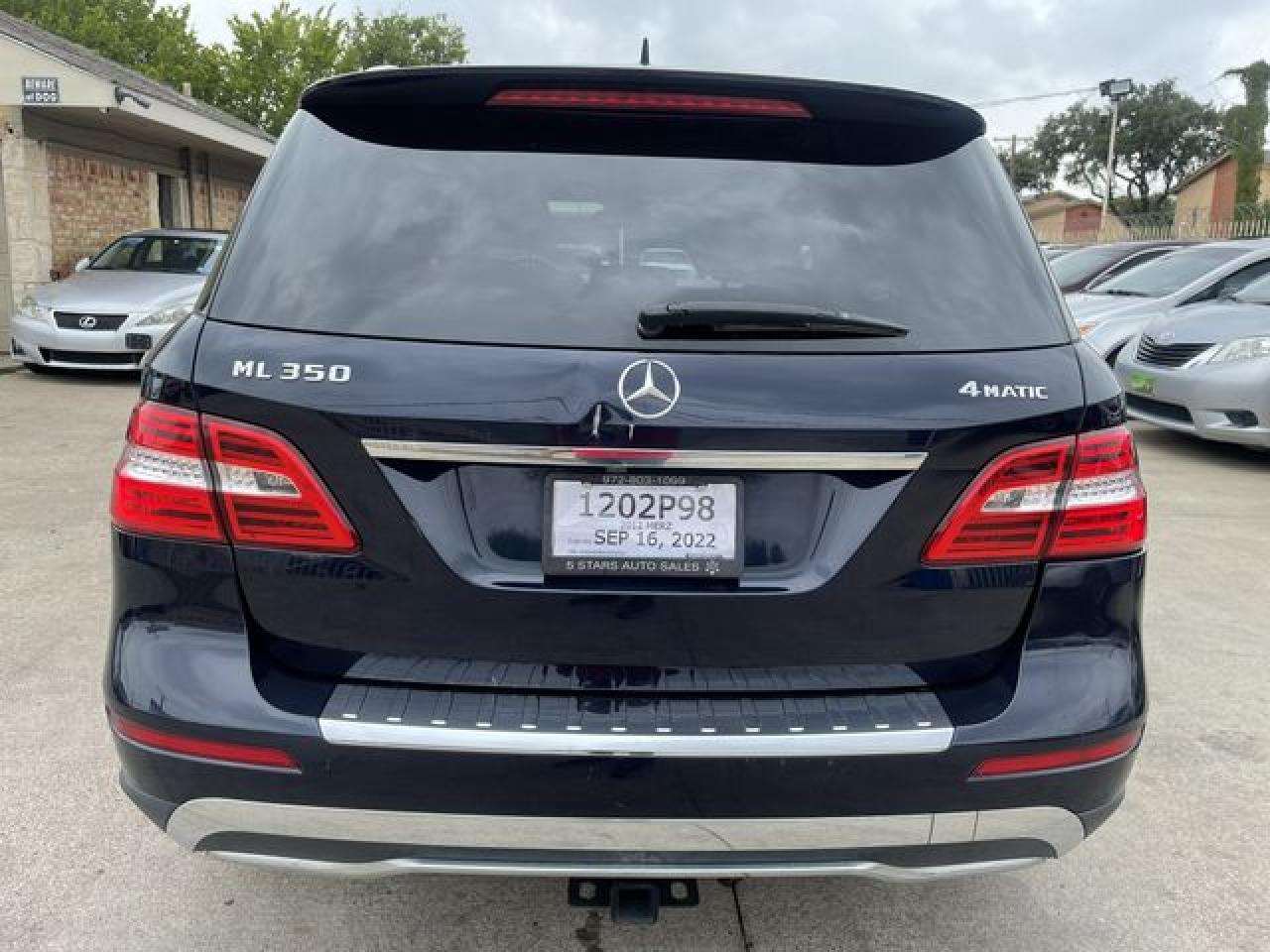 2012 Mercedes-Benz Ml-class VIN 4JGDA5HB0CA045502 photo 12