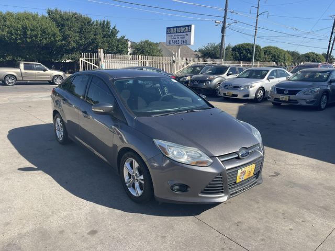 2013 Ford Focus VIN 1FADP3F20DL162924 photo 2