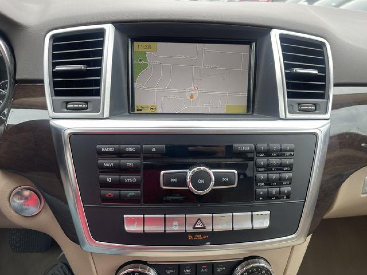 2012 Mercedes-Benz Ml-class VIN 4JGDA5HB0CA045502 photo 9