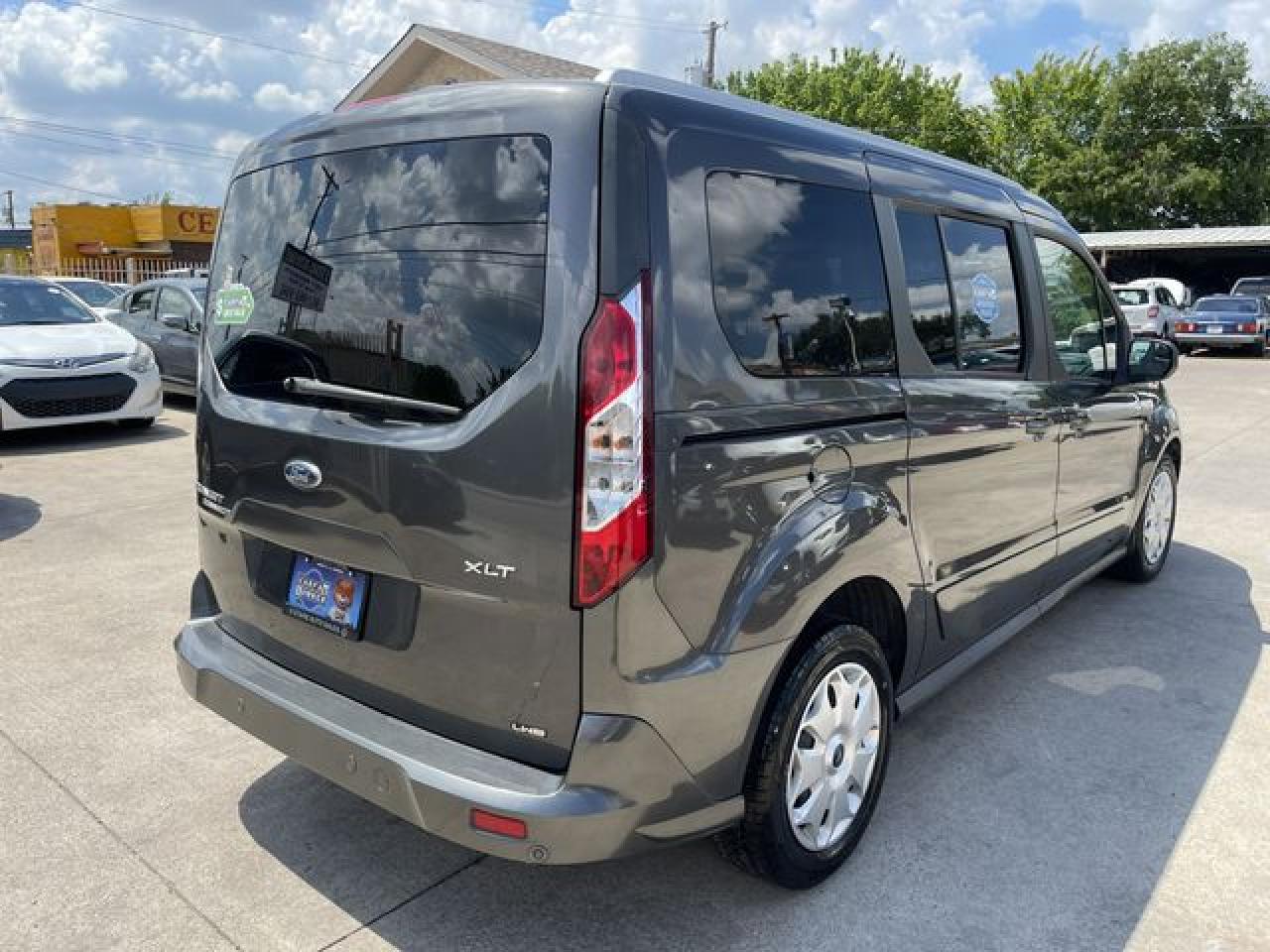 2018 Ford Transit connect VIN NM0GE9F77J1370377 photo 2