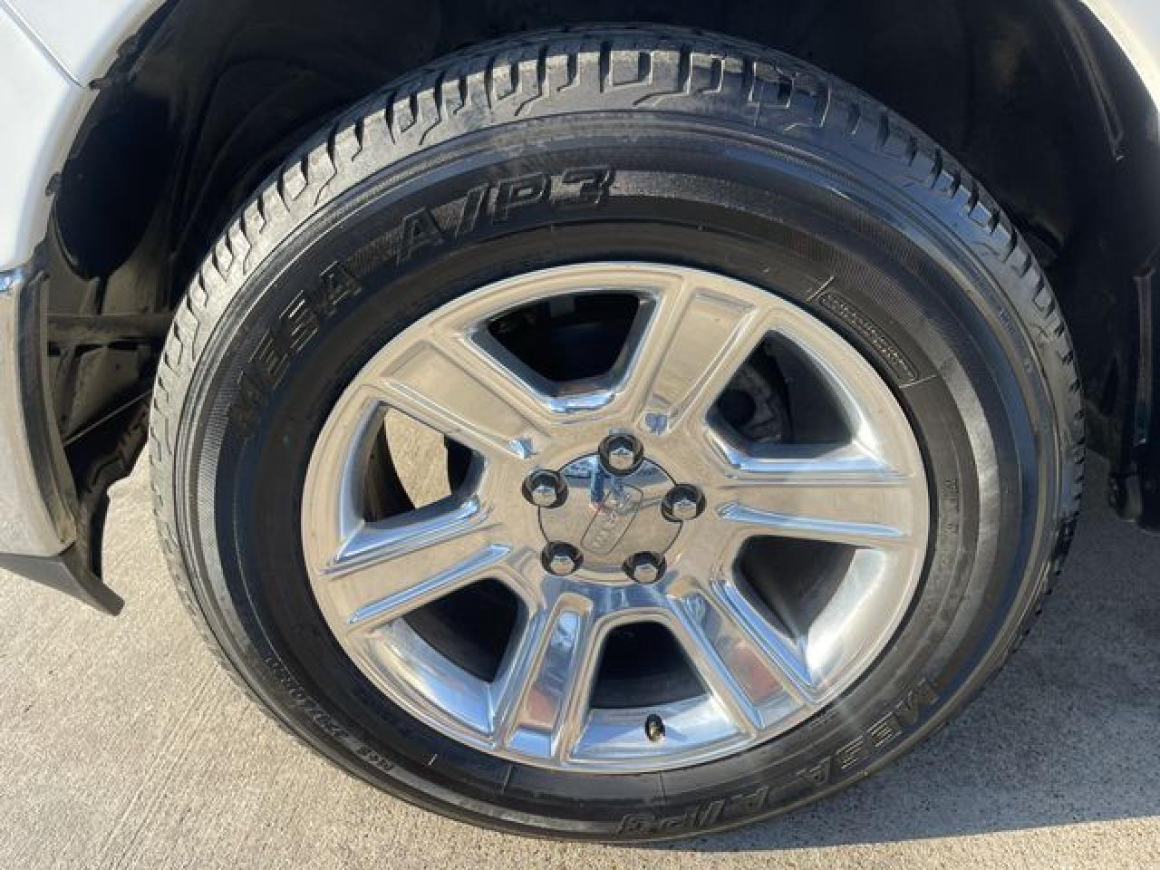 2018 Ram 1500 VIN 1C6RR7LT3JS242550 photo 12