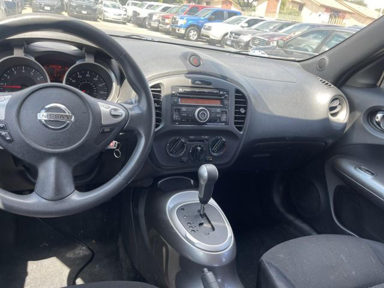2012 Nissan Juke VIN JN8AF5MR8CT103571 photo 4