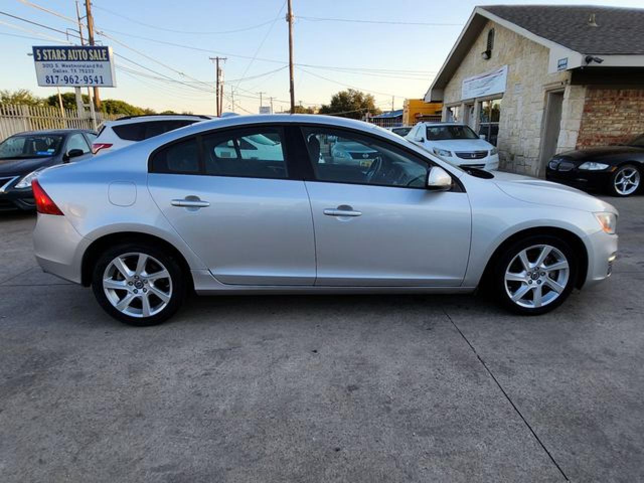 2014 Volvo S60 VIN YV1612FS5E2296652 photo 8