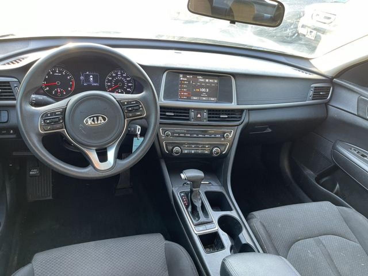 2018 Kia Optima VIN 5XXGT4L31JG193309 photo 5