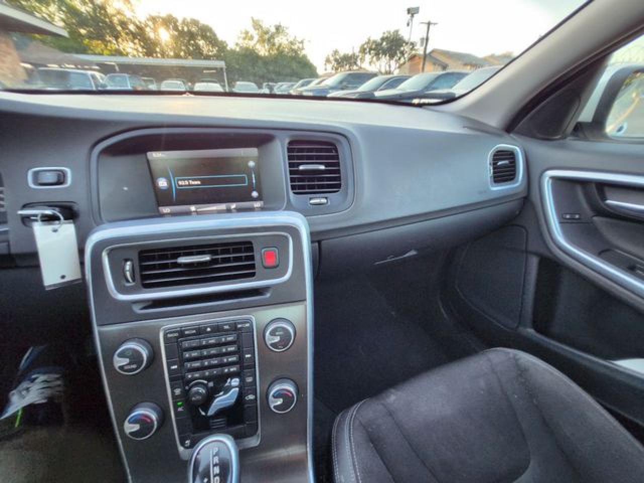 2014 Volvo S60 VIN YV1612FS5E2296652 photo 12