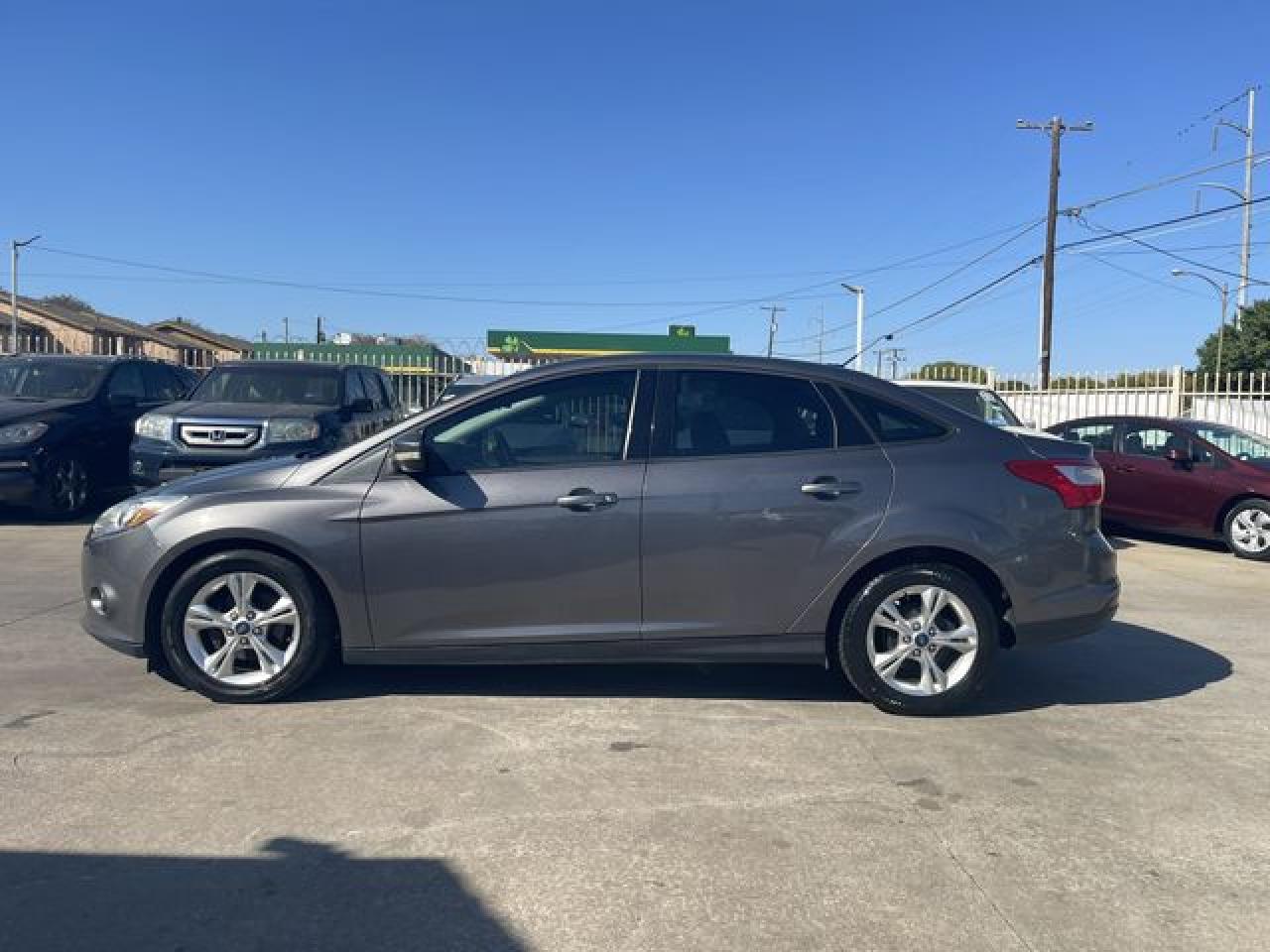 2013 Ford Focus VIN 1FADP3F20DL162924 photo 8
