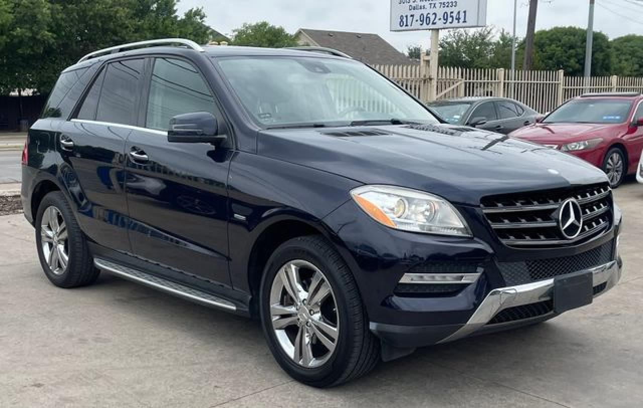 2012 Mercedes-Benz Ml-class VIN 4JGDA5HB0CA045502 photo 1