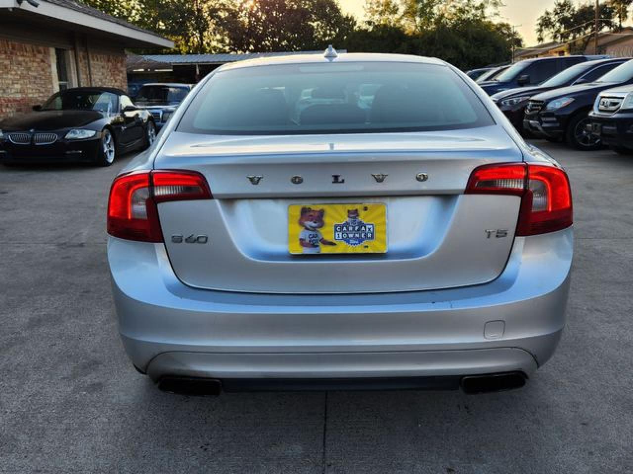 2014 Volvo S60 VIN YV1612FS5E2296652 photo 6