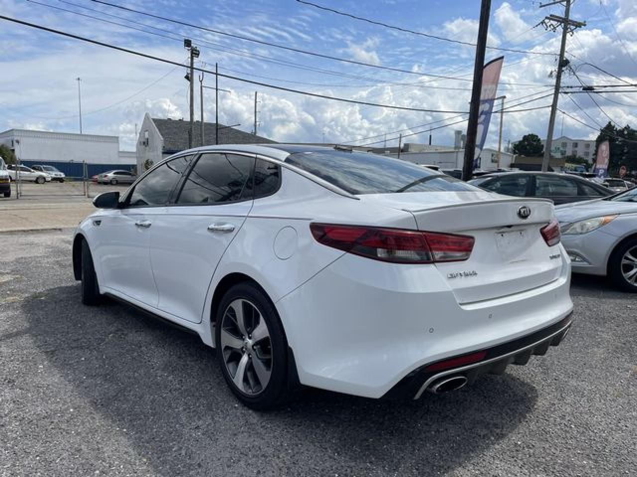 2016 Kia Optima VIN 5XXGW4L24GG002022 photo 5