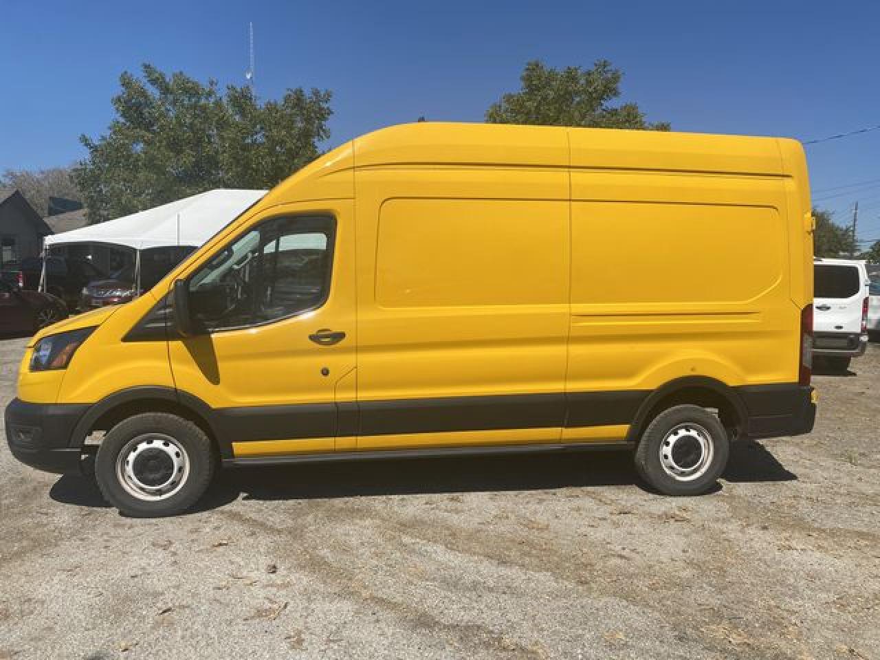2021 Ford Transit VIN 1FTBR1X89MKA08172 photo 4