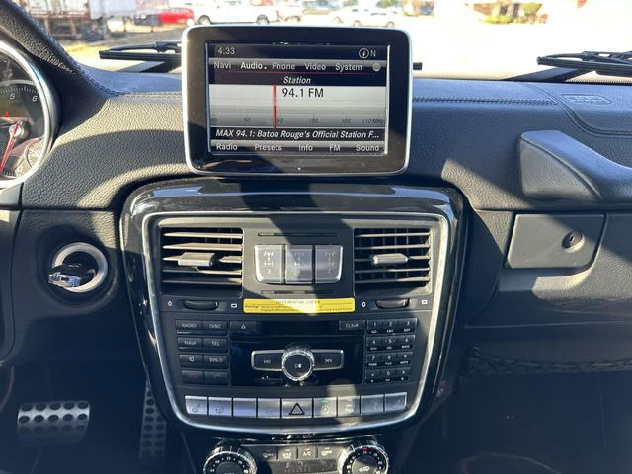 2016 Mercedes-Benz G-class VIN WDCYC3KF3GX243455 photo 12