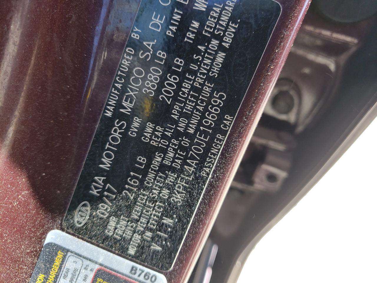 2018 KIA Forte VIN 3KPFL4A70JE196695 photo 10