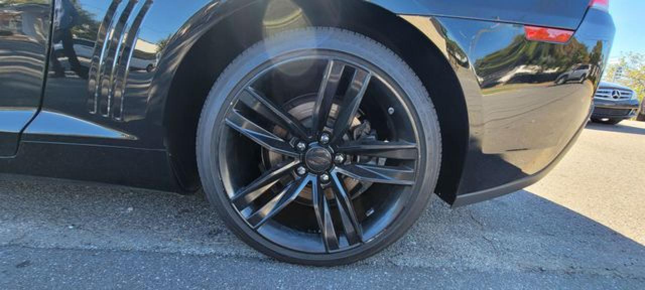2014 Chevrolet Camaro VIN 2G1FA1E33E9275304 photo 11