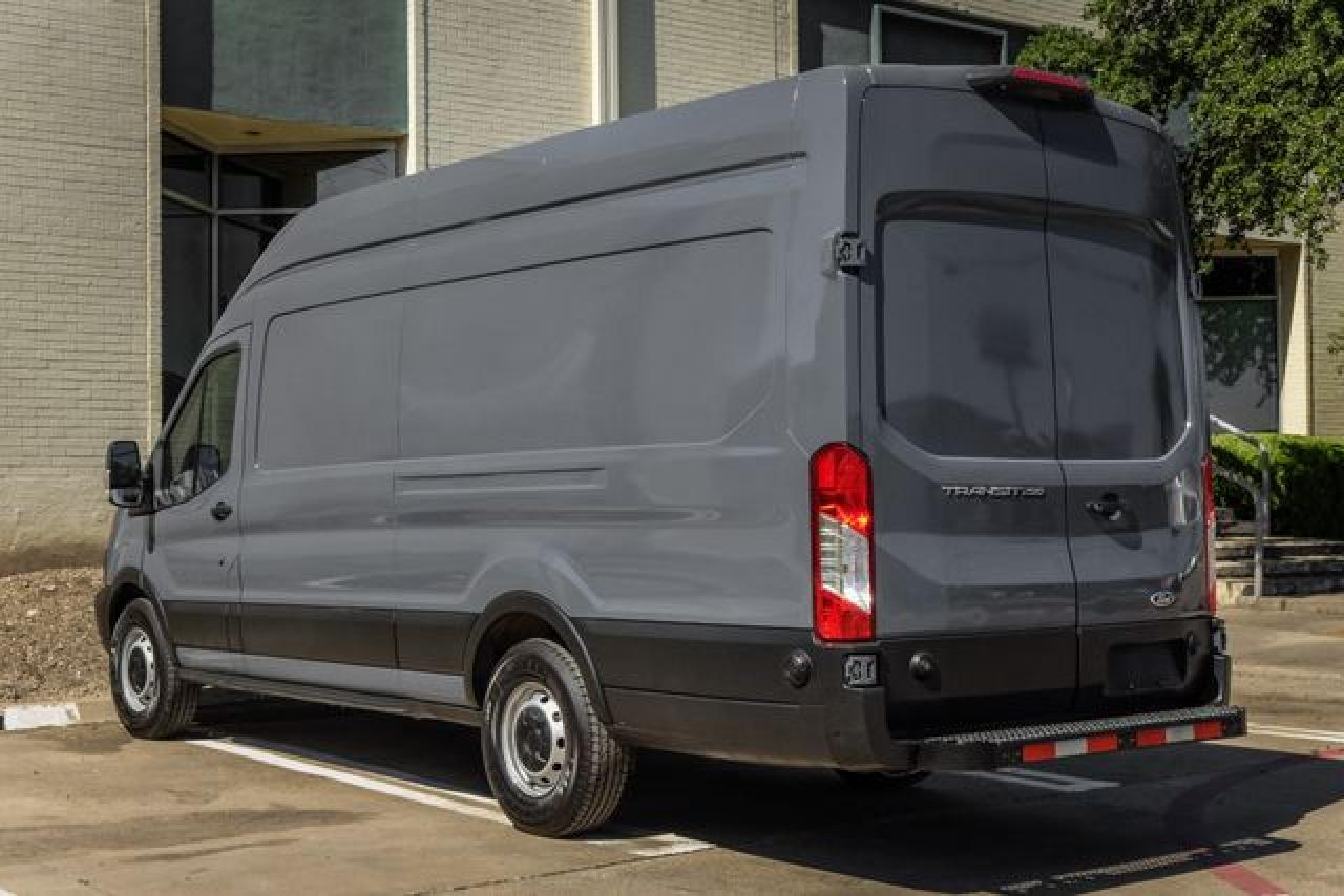 2019 Ford Transit VIN 1FTYR3XM8KKA97619 photo 9