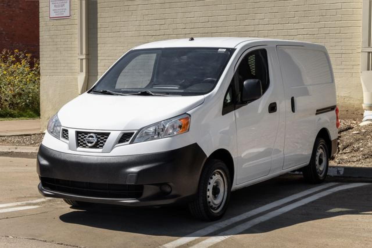 2019 Nissan Nv 200 VIN 3N6CM0KN8KK698327 photo 3
