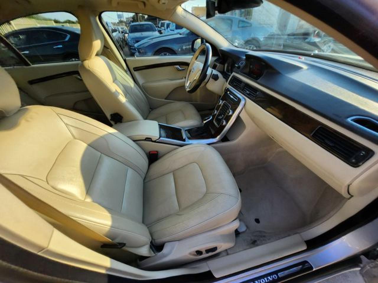 2015 Volvo S80 VIN YV140MAK4F1186292 photo 12