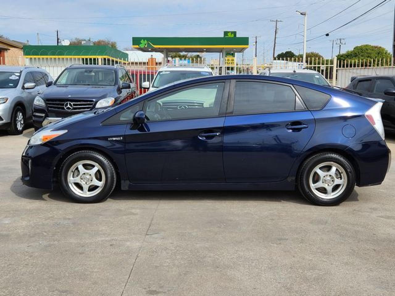 2014 Toyota Prius VIN JTDKN3DU2E1761994 photo 5