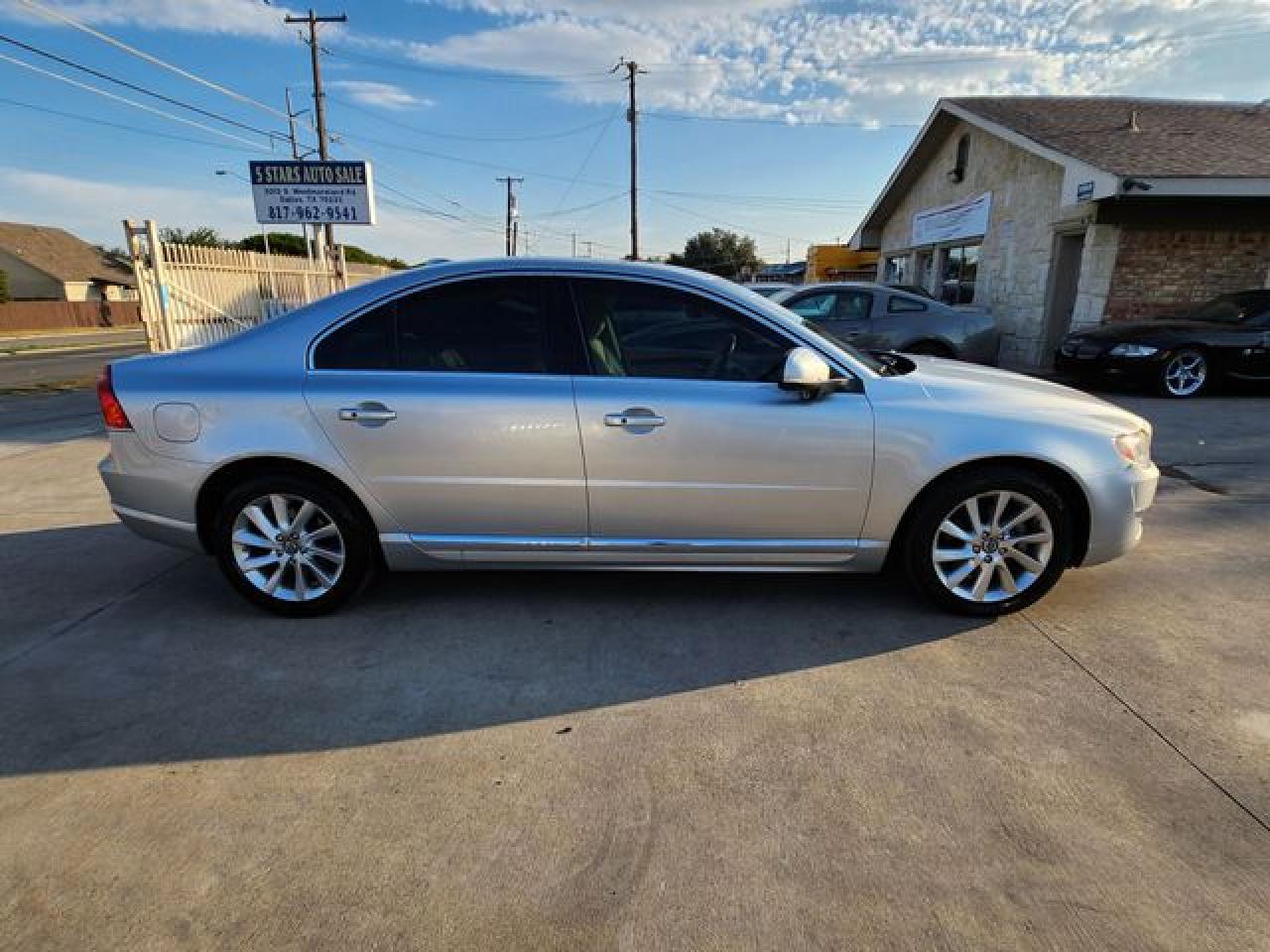 2015 Volvo S80 VIN YV140MAK4F1186292 photo 9