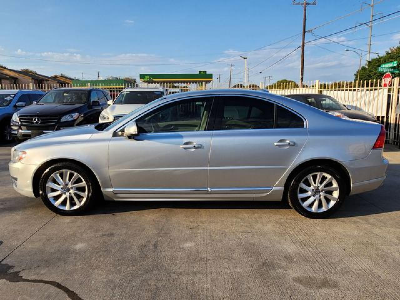 2015 Volvo S80 VIN YV140MAK4F1186292 photo 6