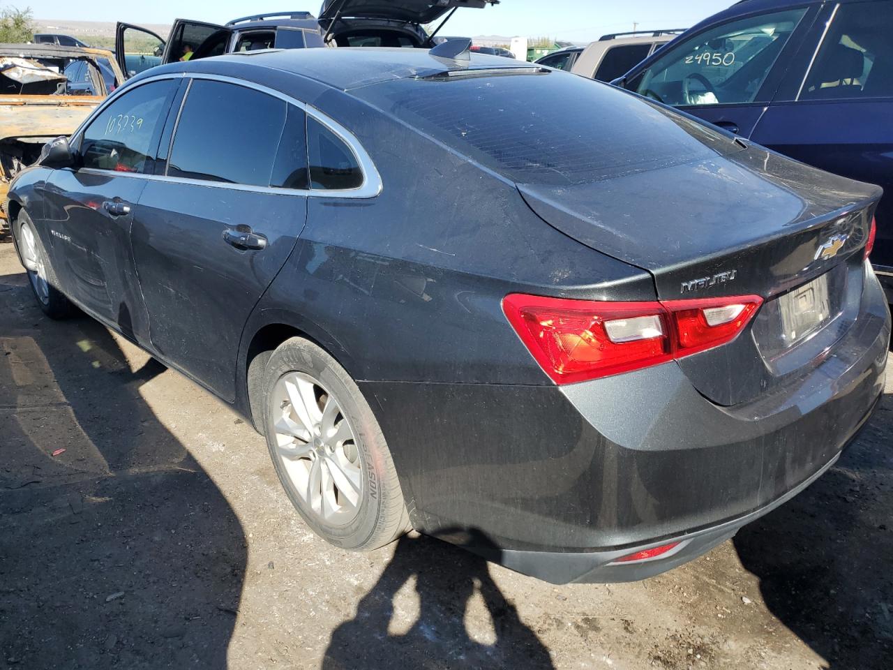 2017 Chevrolet Malibu VIN 1G1ZE5ST4HF106062 photo 3