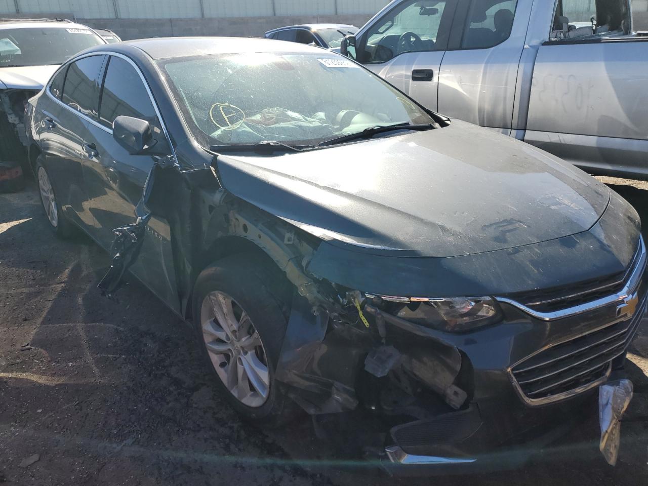 2017 Chevrolet Malibu VIN 1G1ZE5ST4HF106062 photo 1