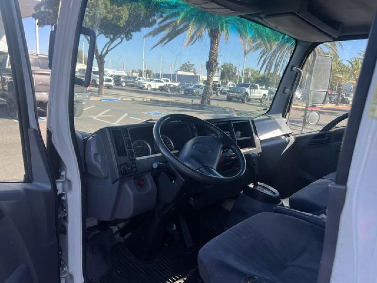 2014 ISUZU Npr VIN JALC4W163E7002877 photo 4