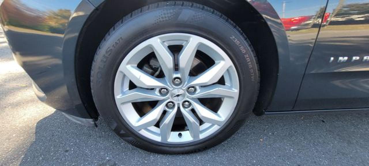 2018 Chevrolet Impala VIN 2G1105S32J9138843 photo 10