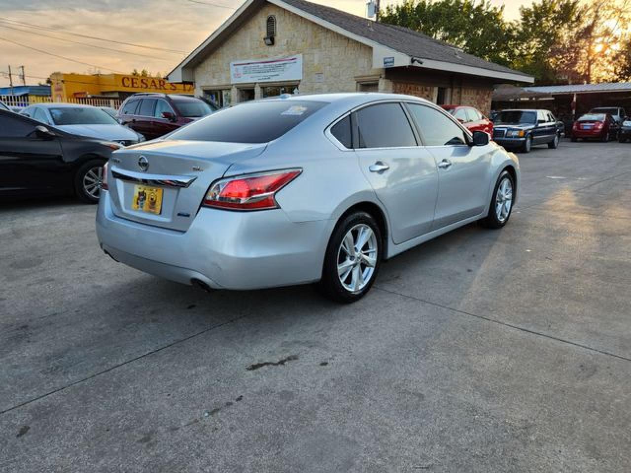 2013 Nissan Altima VIN 1N4AL3AP4DN585690 photo 10