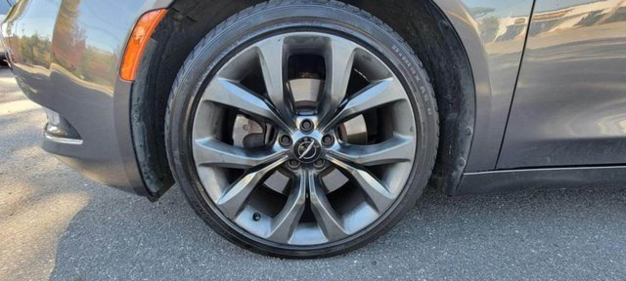2015 Chrysler 200 VIN 1C3CCCDG7FN644284 photo 10