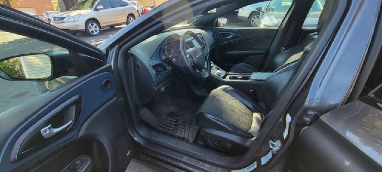 2015 Chrysler 200 VIN 1C3CCCDG7FN644284 photo 12