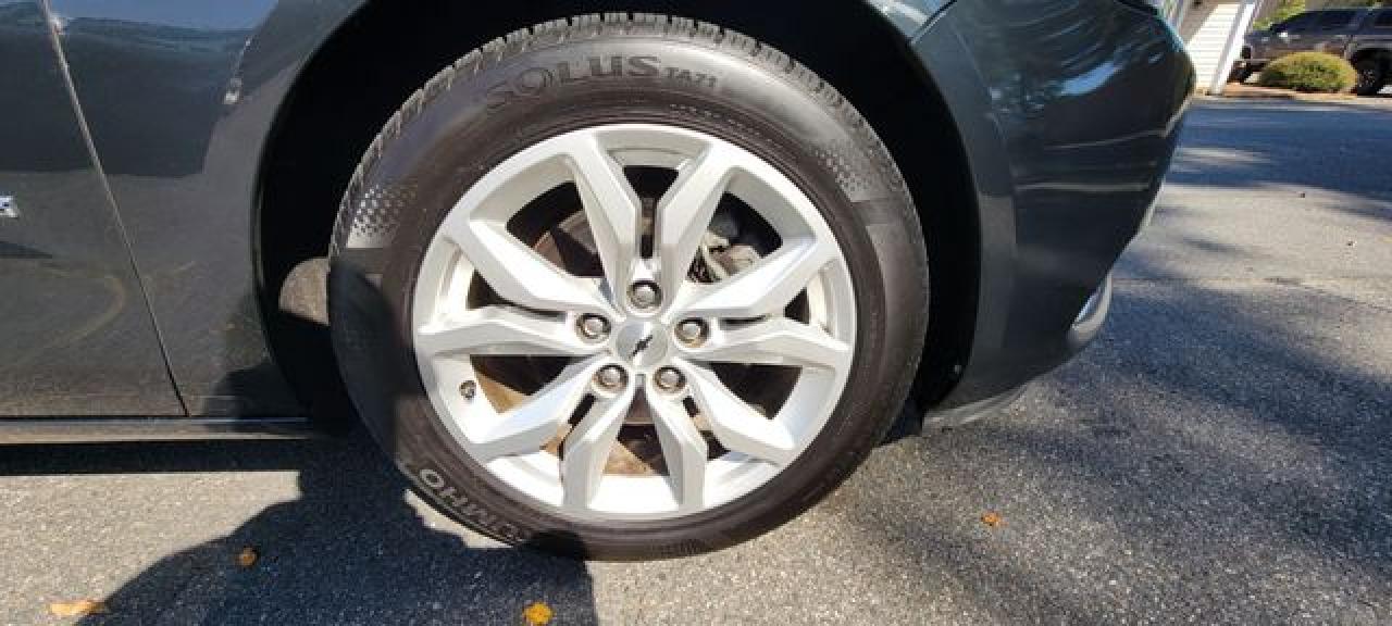 2018 Chevrolet Impala VIN 2G1105S32J9138843 photo 9