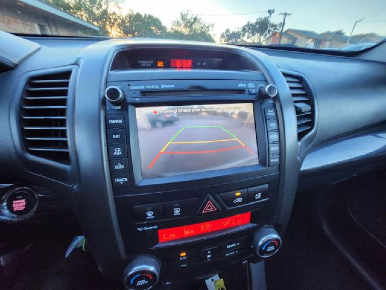 2013 Kia Sorento VIN 5XYKW4A23DG386556 photo 7