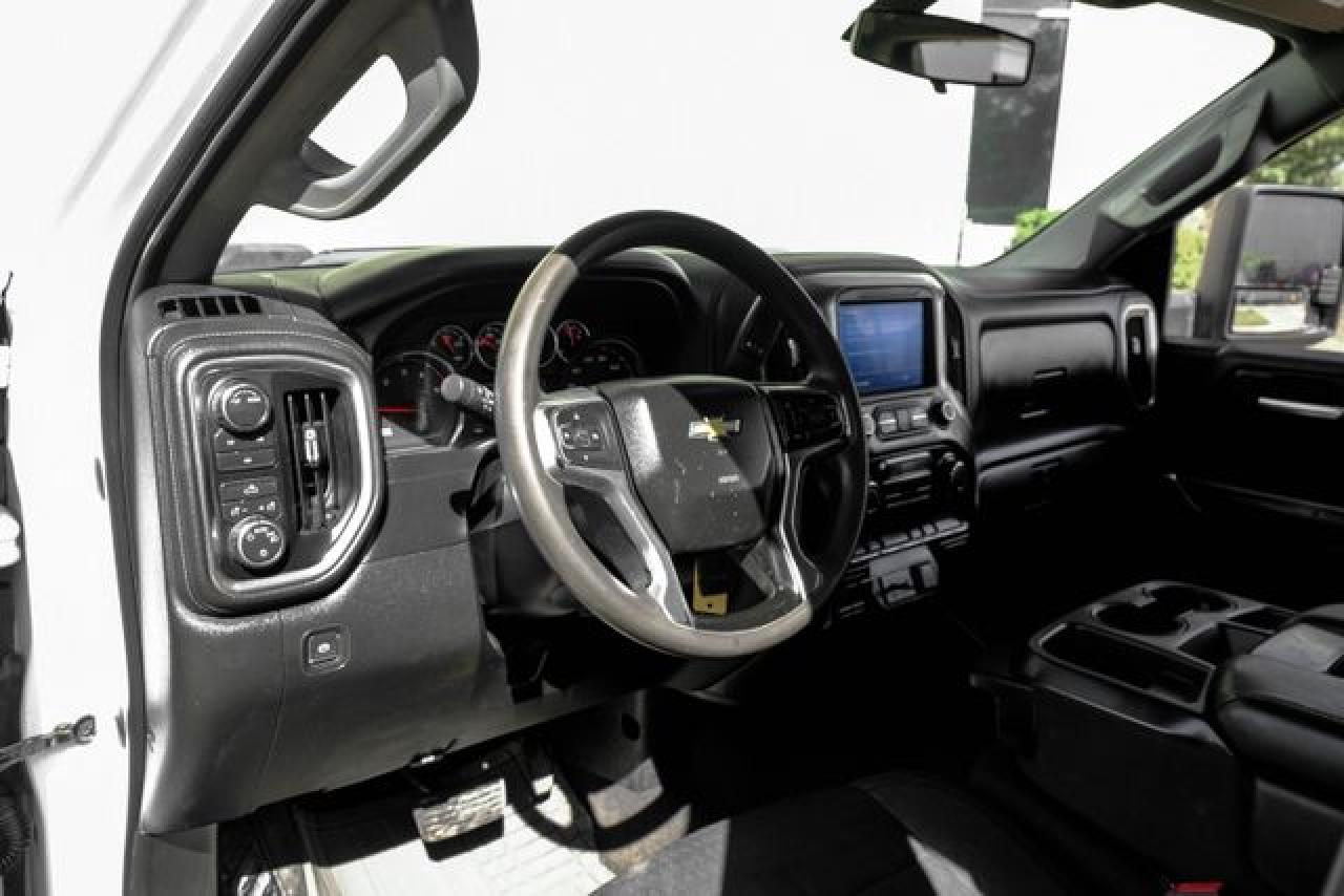 2020 Chevrolet Silverado VIN 1GC1YNEYXLF303569 photo 10