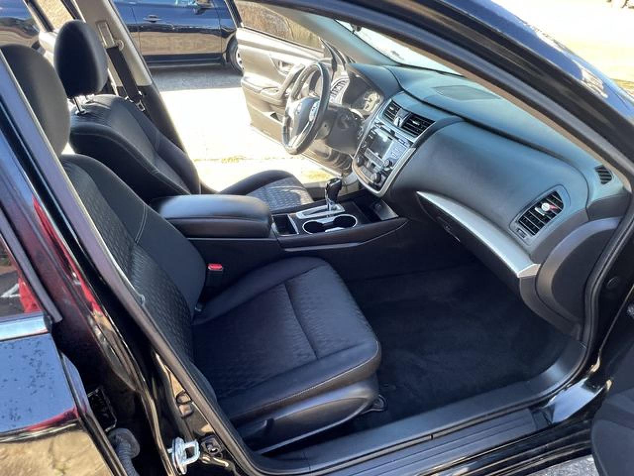 2018 Nissan Altima VIN 1N4AL3AP7JC244050 photo 10