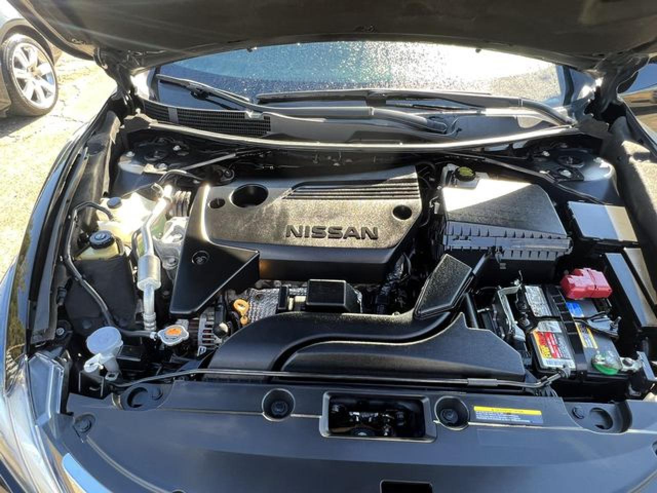 2018 Nissan Altima VIN 1N4AL3AP7JC244050 photo 11