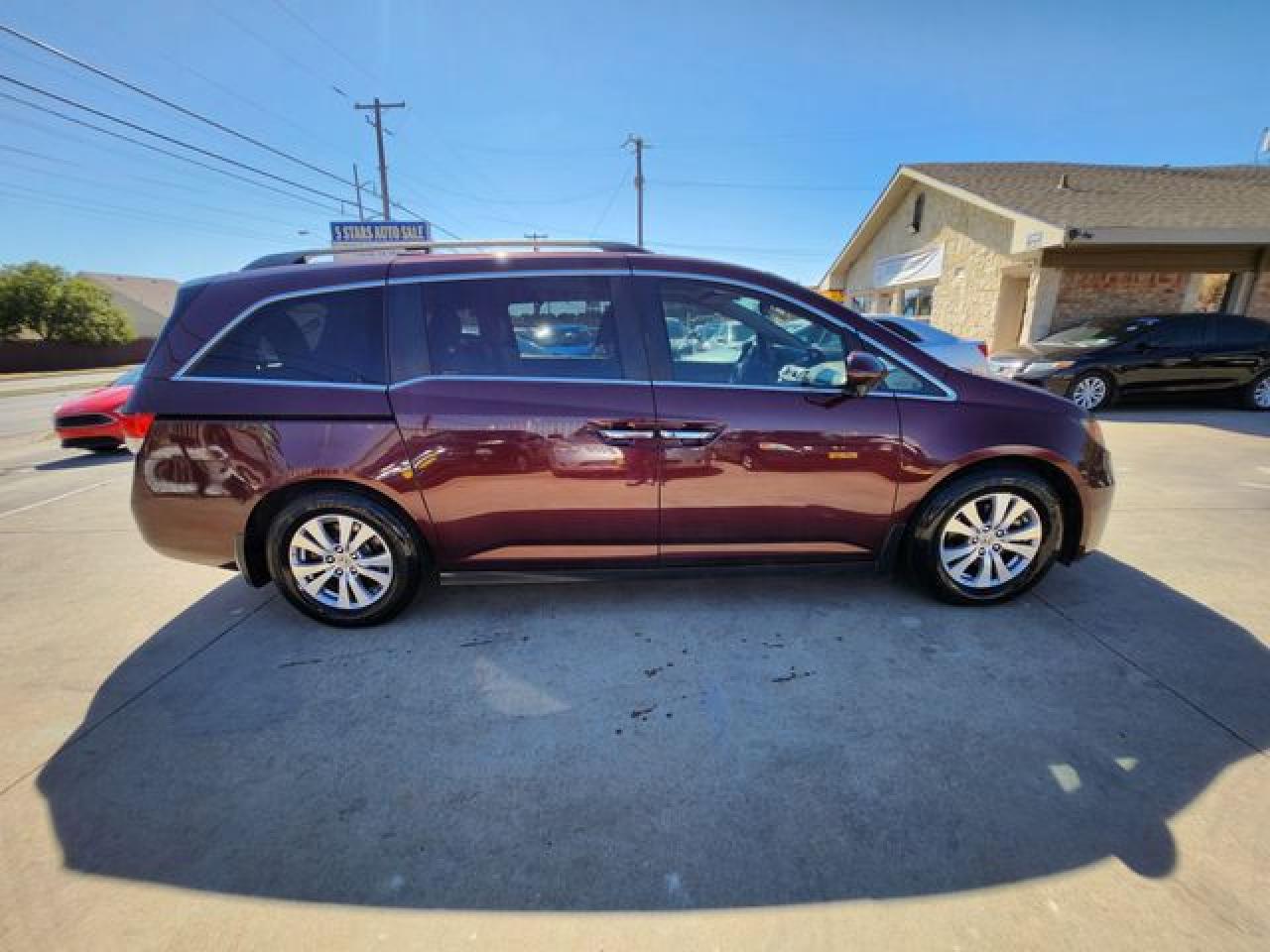 2015 Honda Odyssey VIN 5FNRL5H60FB063694 photo 12