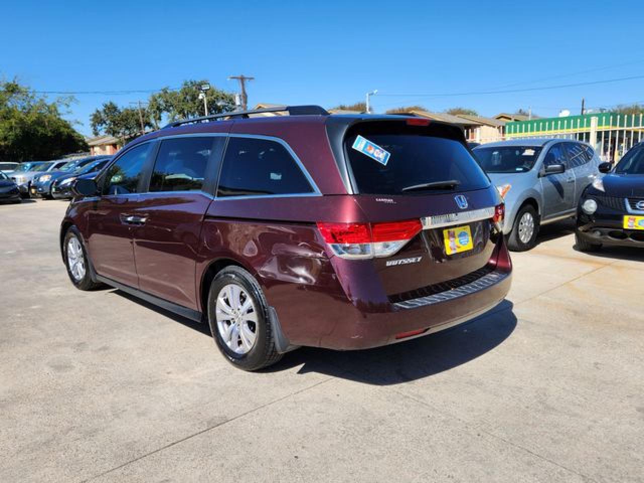 2015 Honda Odyssey VIN 5FNRL5H60FB063694 photo 9