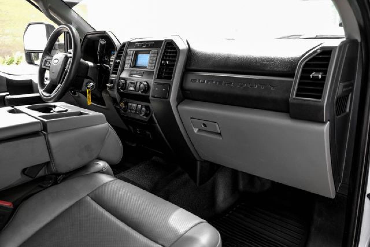 2020 Ford F-350 VIN 1FD8W3G65LEC88940 photo 12