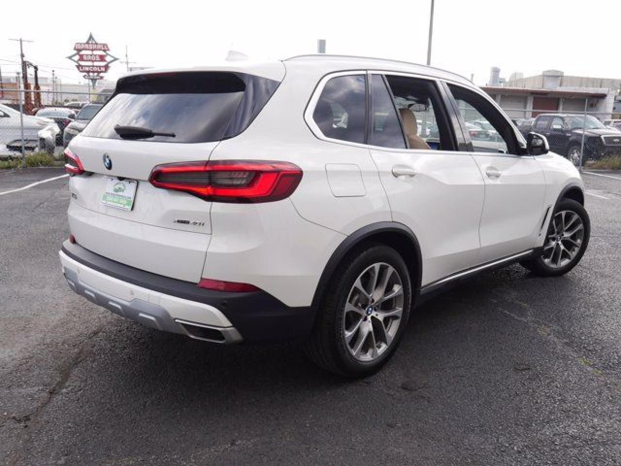 2019 BMW X5 VIN 5UXCR6C57KLL06299 photo 5